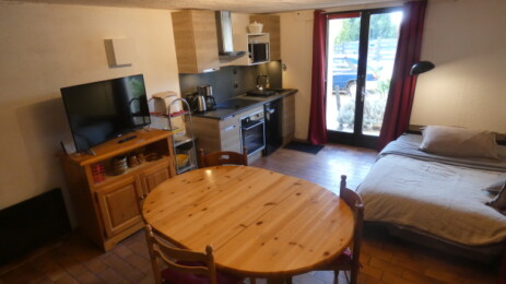 Pièce supplémentaire avec cuisine de notre chambre d'hôte à Six-Fours. https://six-fours-chambre-hote.fr